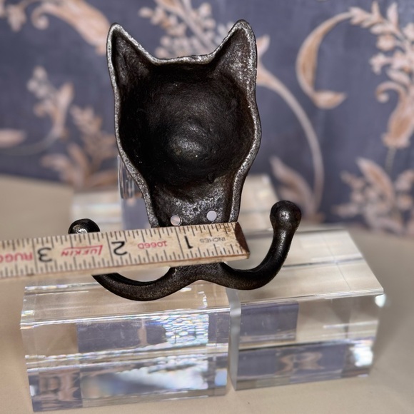 Vintage Cast Iron Double Cat Hook - Picture 8 of 8